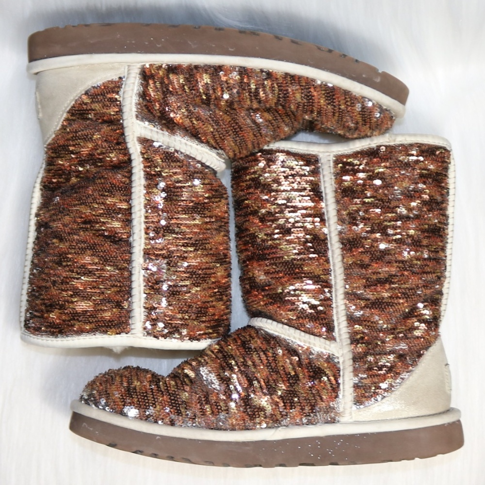 UGG Australia Sz 7 Classic Short Sparkle Sequins